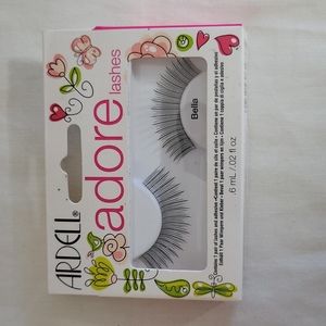 Ardell Adore Bella #240150 Faux Eyelashes Complete Kit with Adhesive Brand New